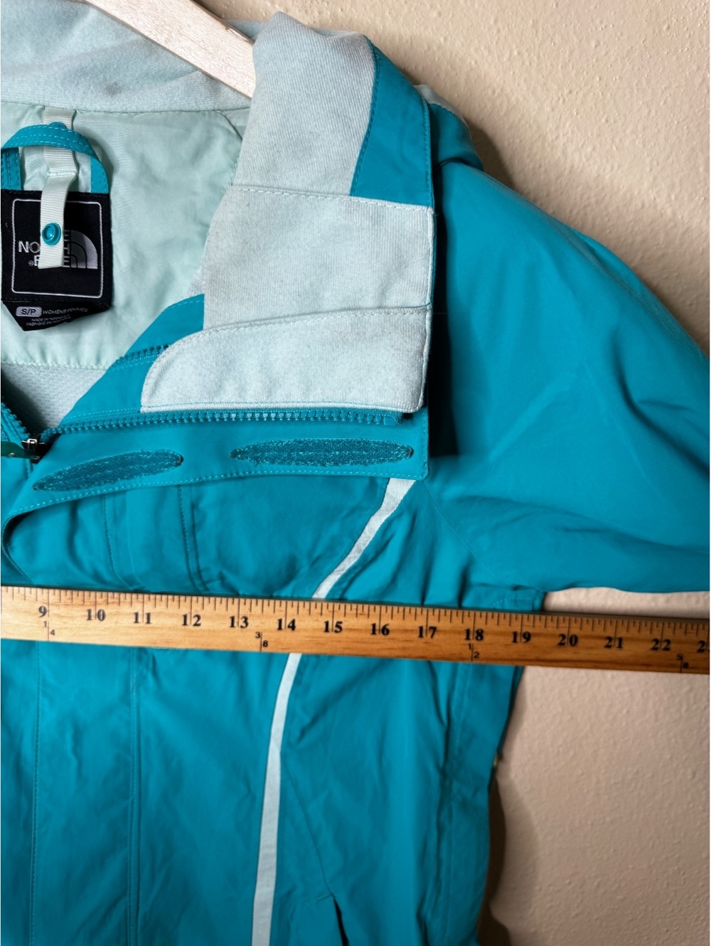 The North Face HyVent Waterproof Hooded Shell Jacket Women’s Small Blue - Picture 7 of 9